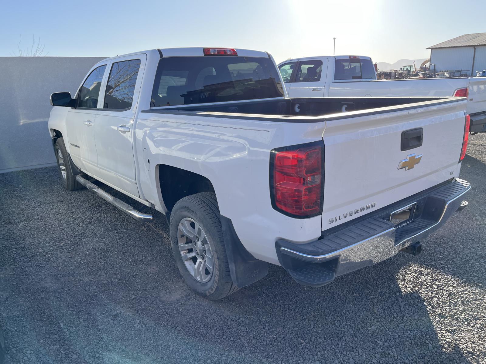 ./imagenes/INVOICE/2019/17928/CHEVROLET-SILVERADO-1500 (14).JPG